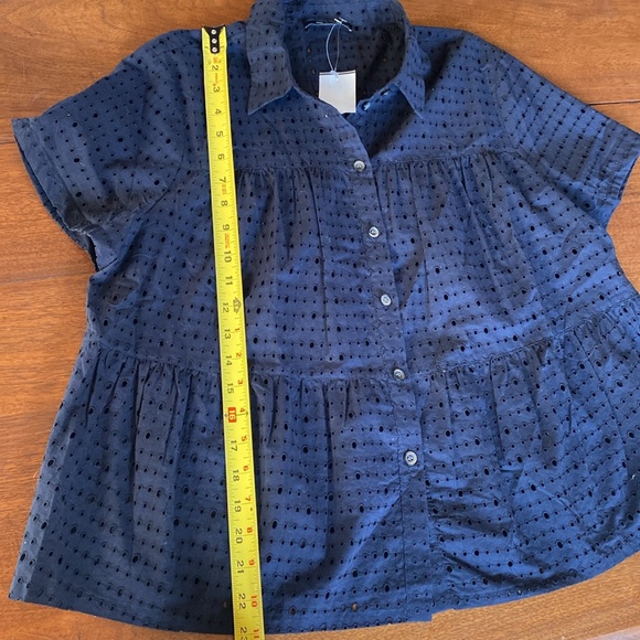 Madewell NWT Navy L cotton Eyelet top button up shirt - Picture 5 of 6
